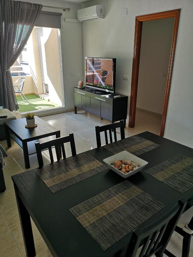 Apartamento 60 m2 en la playa Torre de Benagalbon Exterior foto
